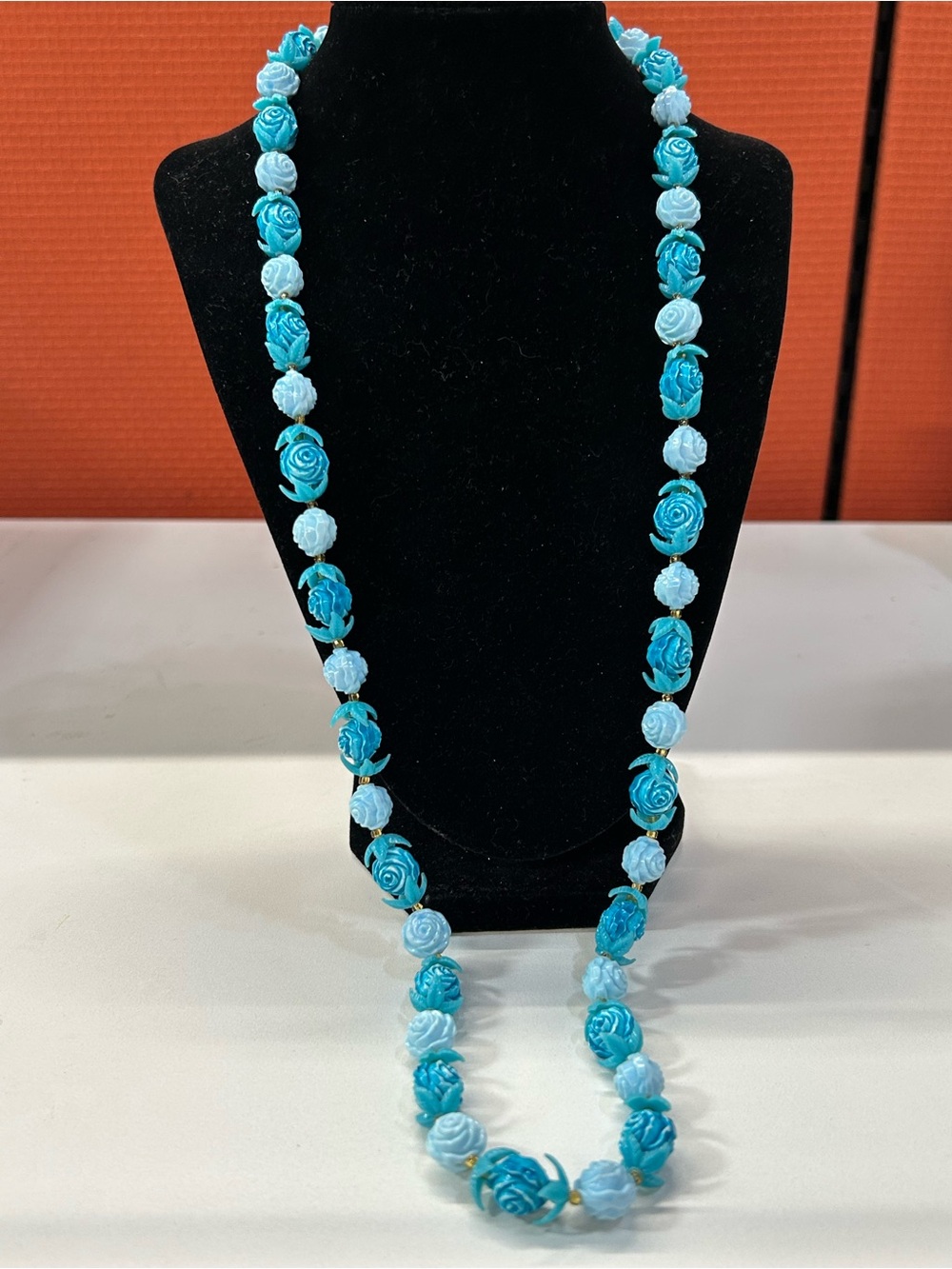 Adorable vintage W. Germany plastic rose necklace